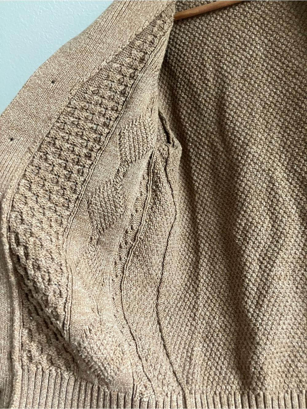 Men's Knitted Cardigan - Picture 3 of 7